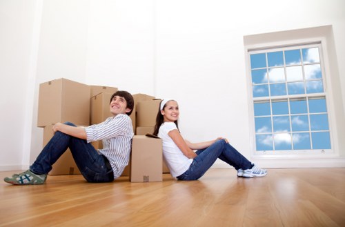 Residential removals van support in Heston